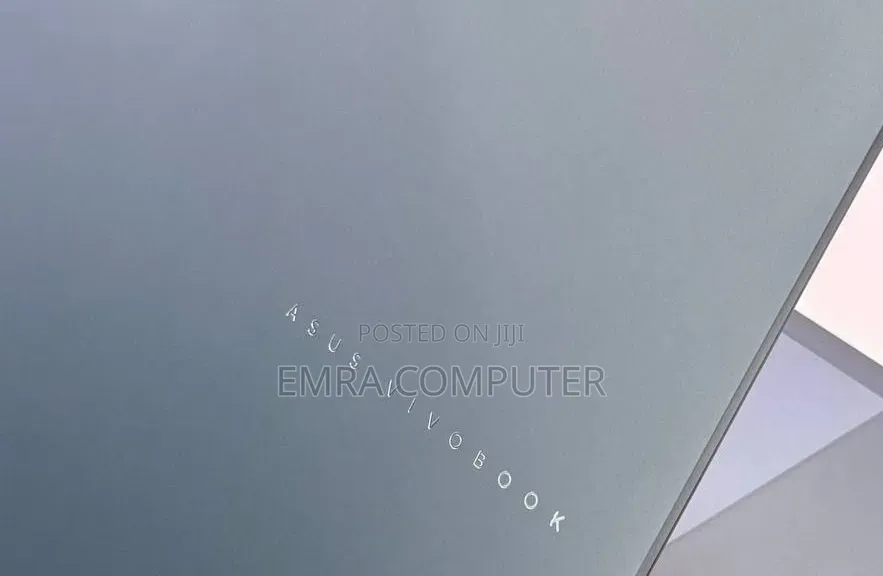 New Laptop Asus 32GB Intel Core Ultra 9 SSD 512GB