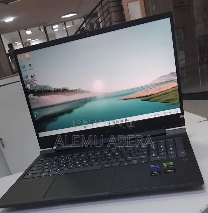 New Laptop HP Victus 16 16GB Intel Core i7 SSD 1T