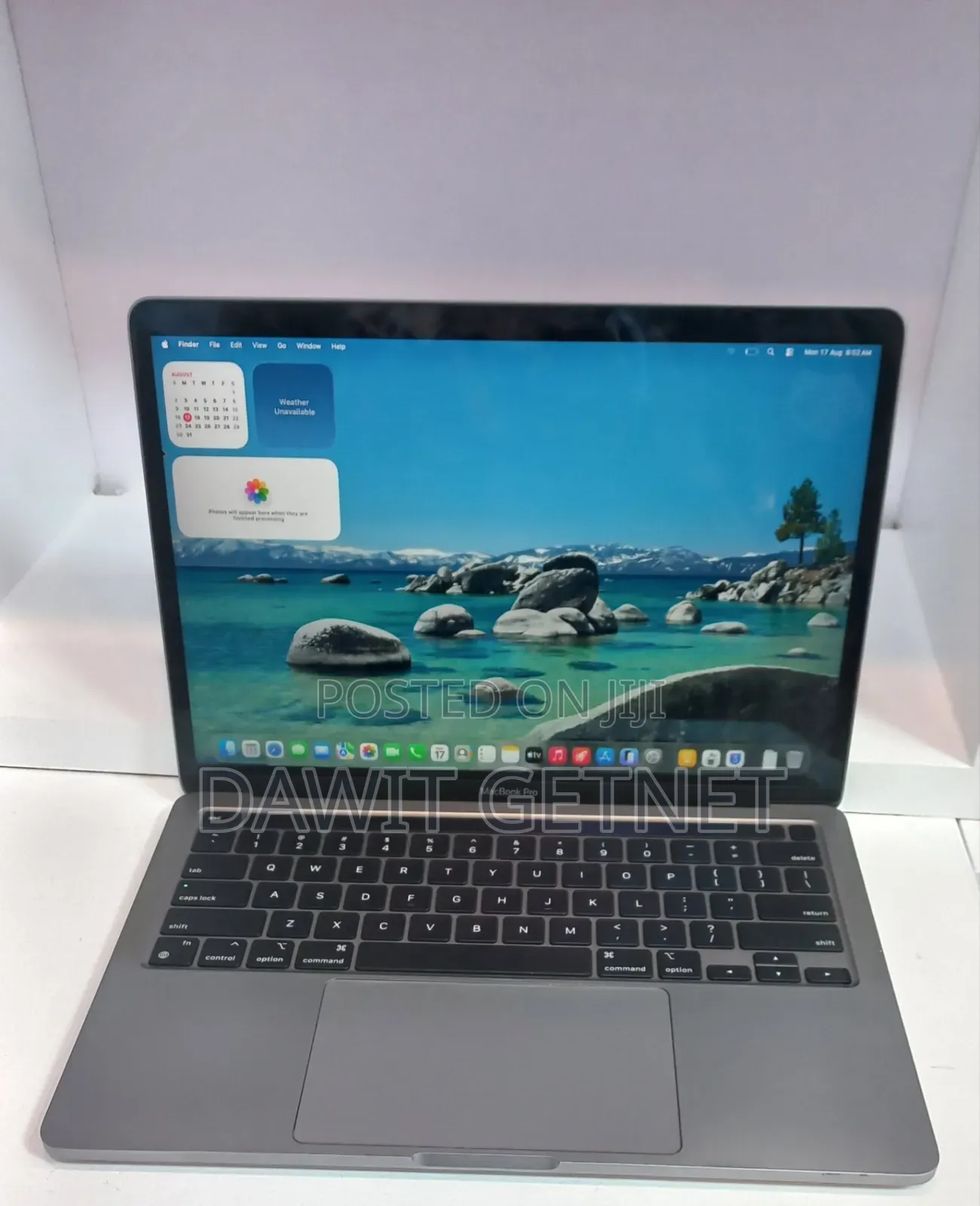 New Laptop Apple MacBook Pro 2020 8GB Apple M1 SSD 256GB