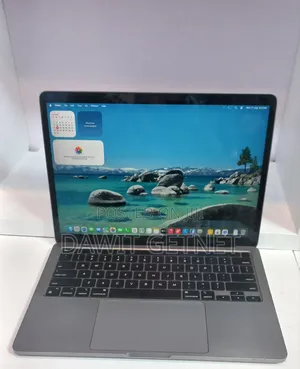 New Laptop Apple MacBook Pro 2020 8GB Apple M1 SSD 256GB
