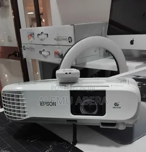 BRAND NEW  EPSON Projector 
👉Has Remote 
Model Name:  EB-x39
Hardwar