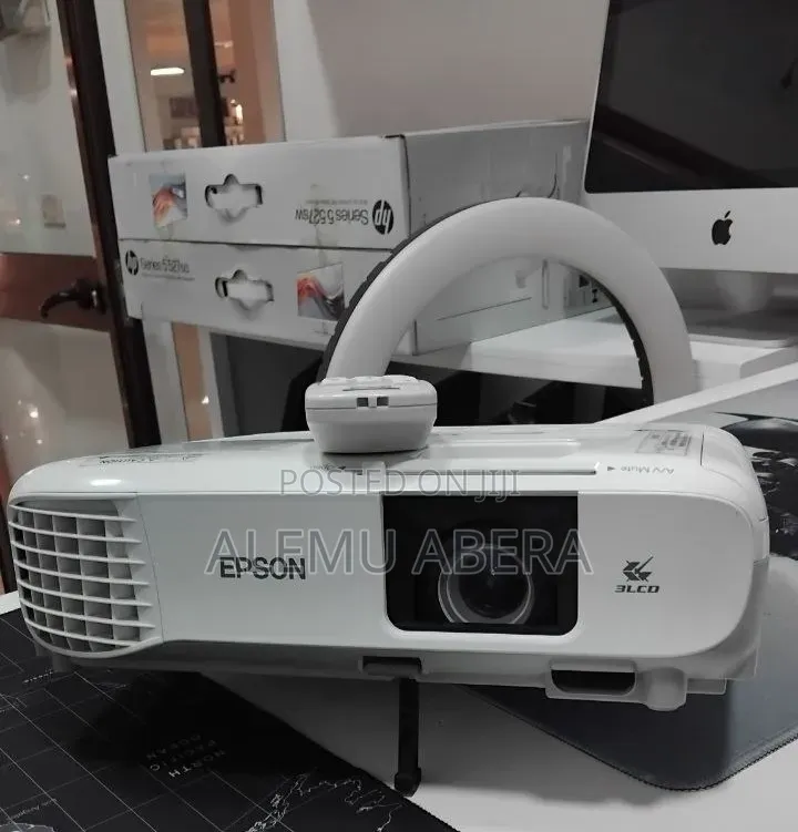 BRAND NEW  EPSON Projector 
👉Has Remote 
Model Name:  EB-x39
Hardwar