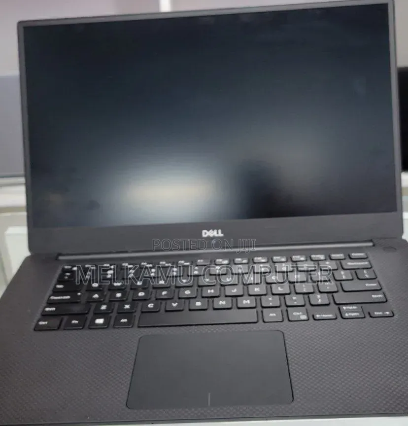 New Laptop Dell Precision 5530 16GB Intel Core i7 SSD 512GB