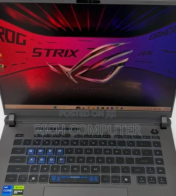 New Laptop Asus ROG Strix G15 16GB Intel Core i7 SSD 1T