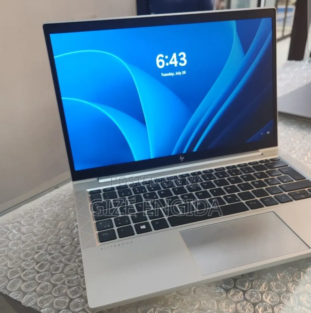 New Laptop HP EliteBook 835 G7 16GB AMD Ryzen 5 SSD 512GB