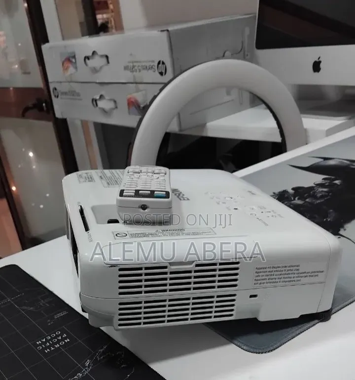 EPSON Projector
Model Name:  EB-S31
Hardware Interface: VGA, USB,