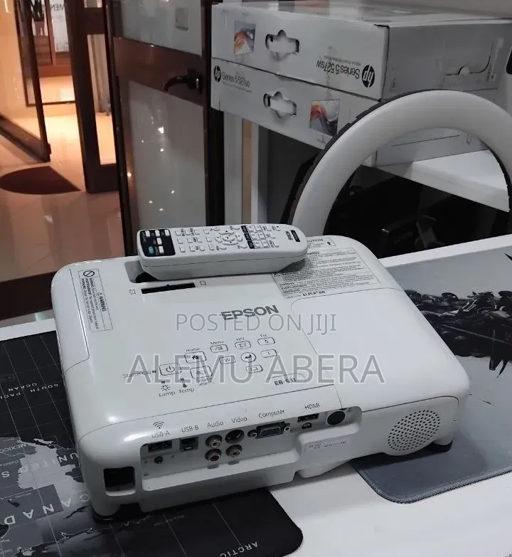 EPSON Projector
Model Name:  EB-S31
Hardware Interface: VGA, USB,