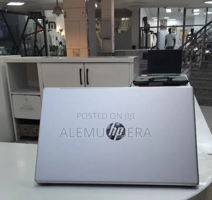 New Laptop HP 16GB Intel Core i7 SSD 1T
