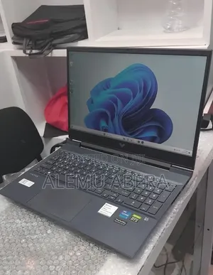New Laptop HP Victus 16 16GB Intel Core i7 SSD 512GB