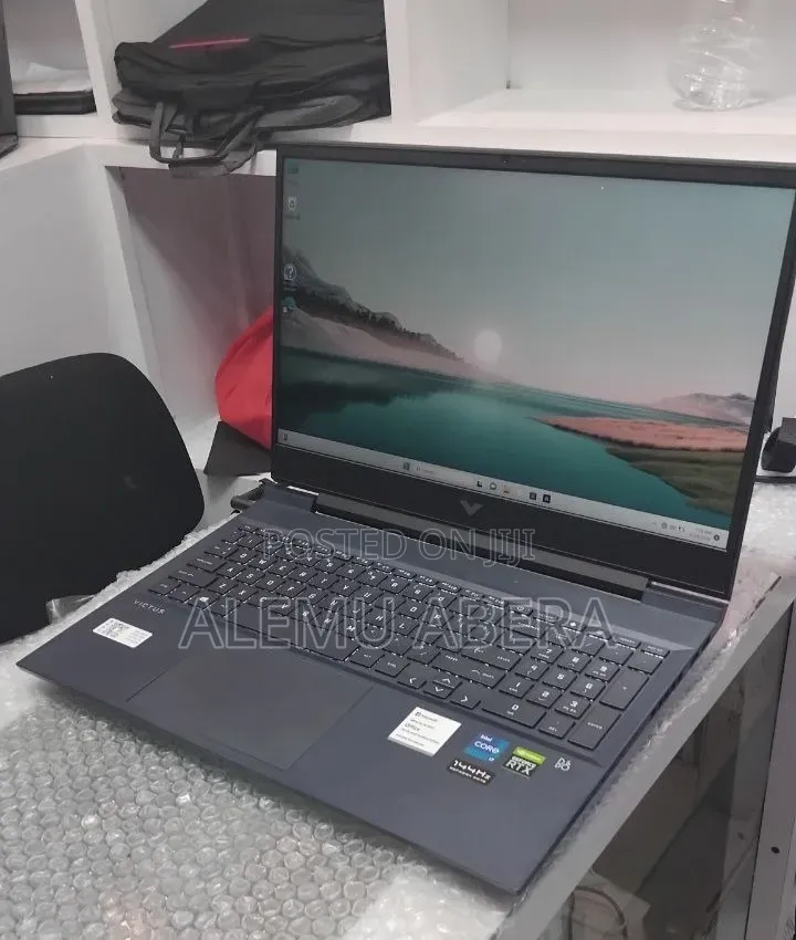 New Laptop HP Victus 16 16GB Intel Core i7 SSD 512GB
