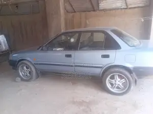 Toyota Corolla Sedan 1992 Blue