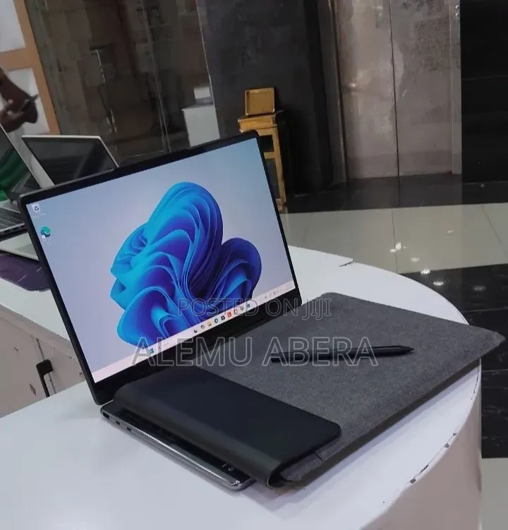 New Laptop Lenovo Yoga 9i 16GB Intel Core i7 SSD 1T
