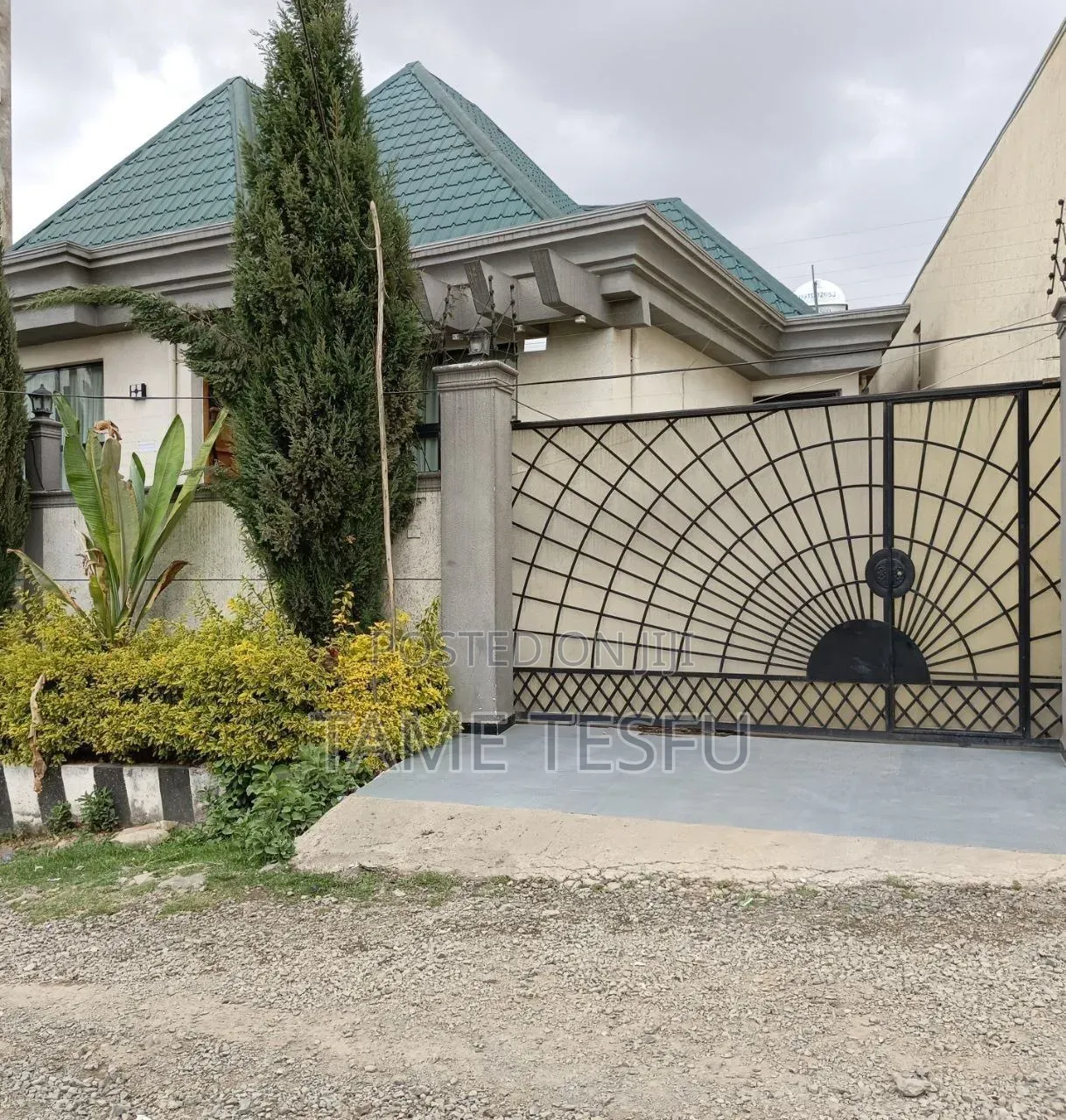 Furnished 4bdrm Villa in Cmc Figa, Bole for sale
