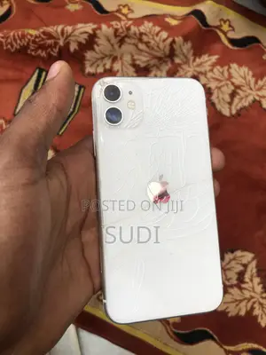 Apple iPhone 11 64 GB White