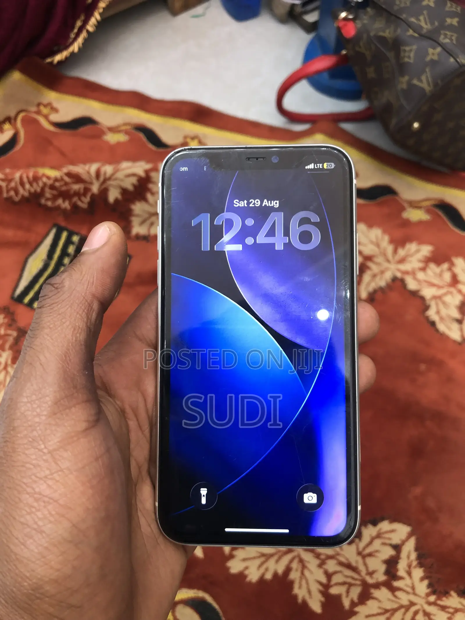 Apple iPhone 11 64 GB White