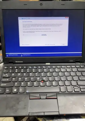 Laptop Lenovo ThinkPad X100e 4GB AMD HDD 32GB