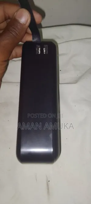ጥሩ የሆነ ፓወር ባንክ 30000mah