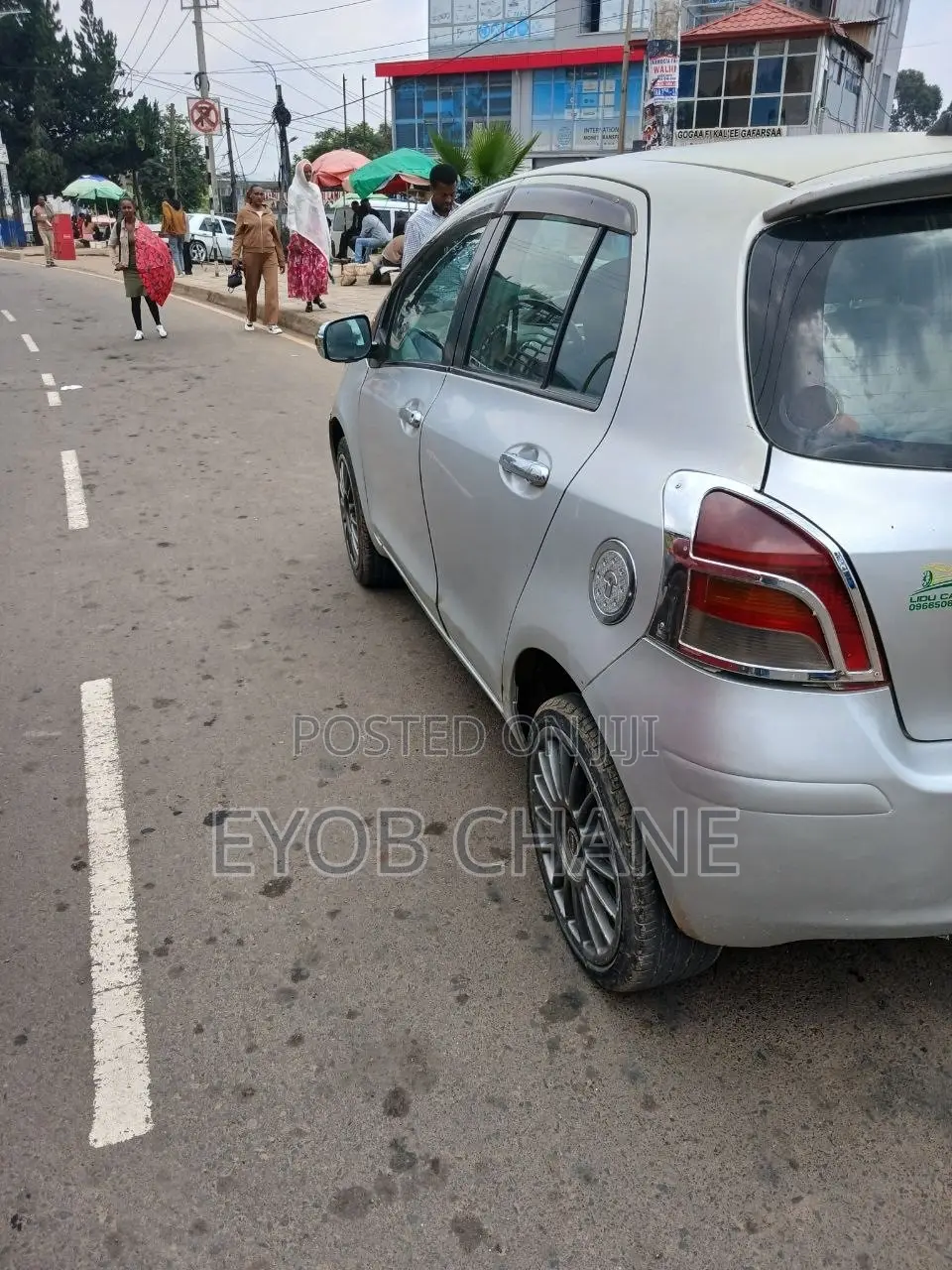 Toyota Yaris 2010 Silver