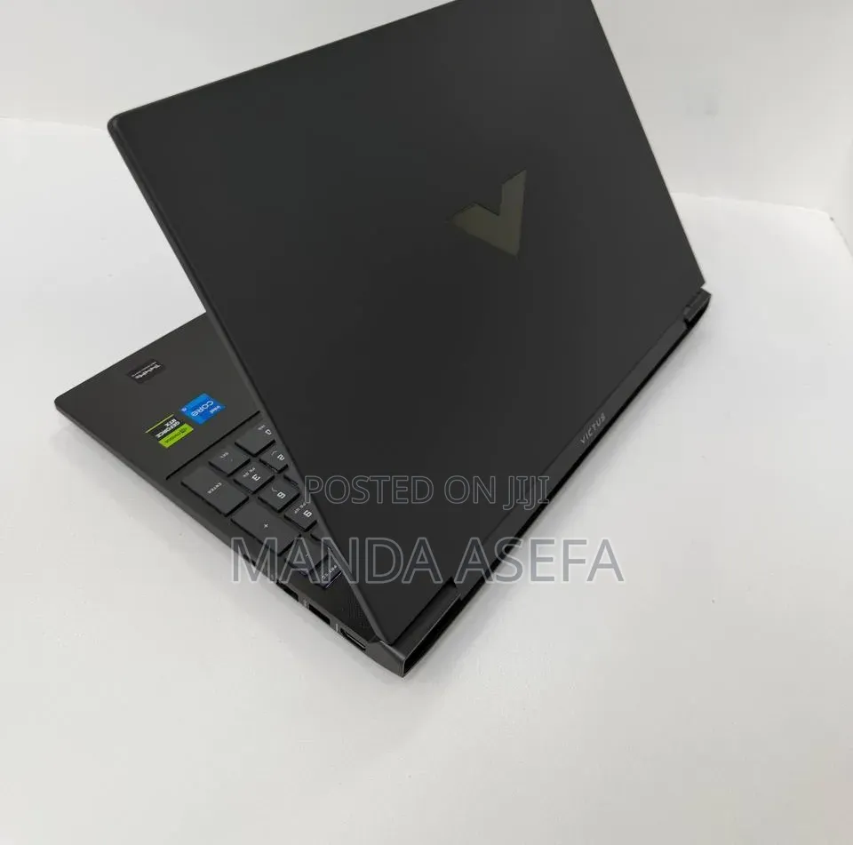 New Laptop HP Victus 15 16GB Intel Core i5 SSD 512GB