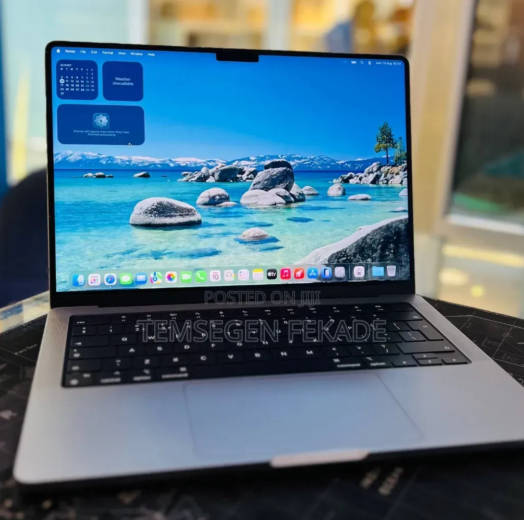 New Laptop Apple MacBook Pro 2021 M1 16GB Apple M1 Pro SSD 512GB
