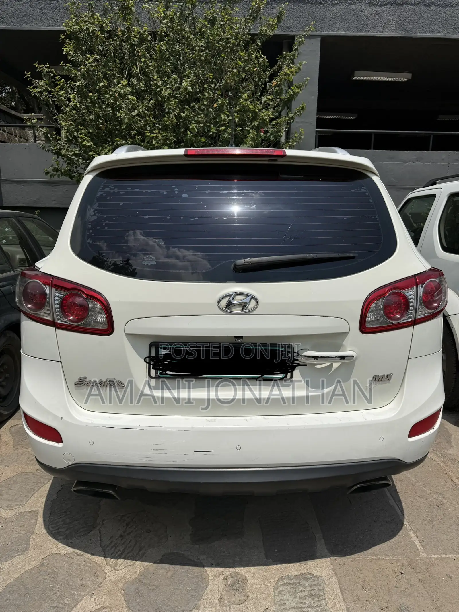 Hyundai Santa Fe 2010 White