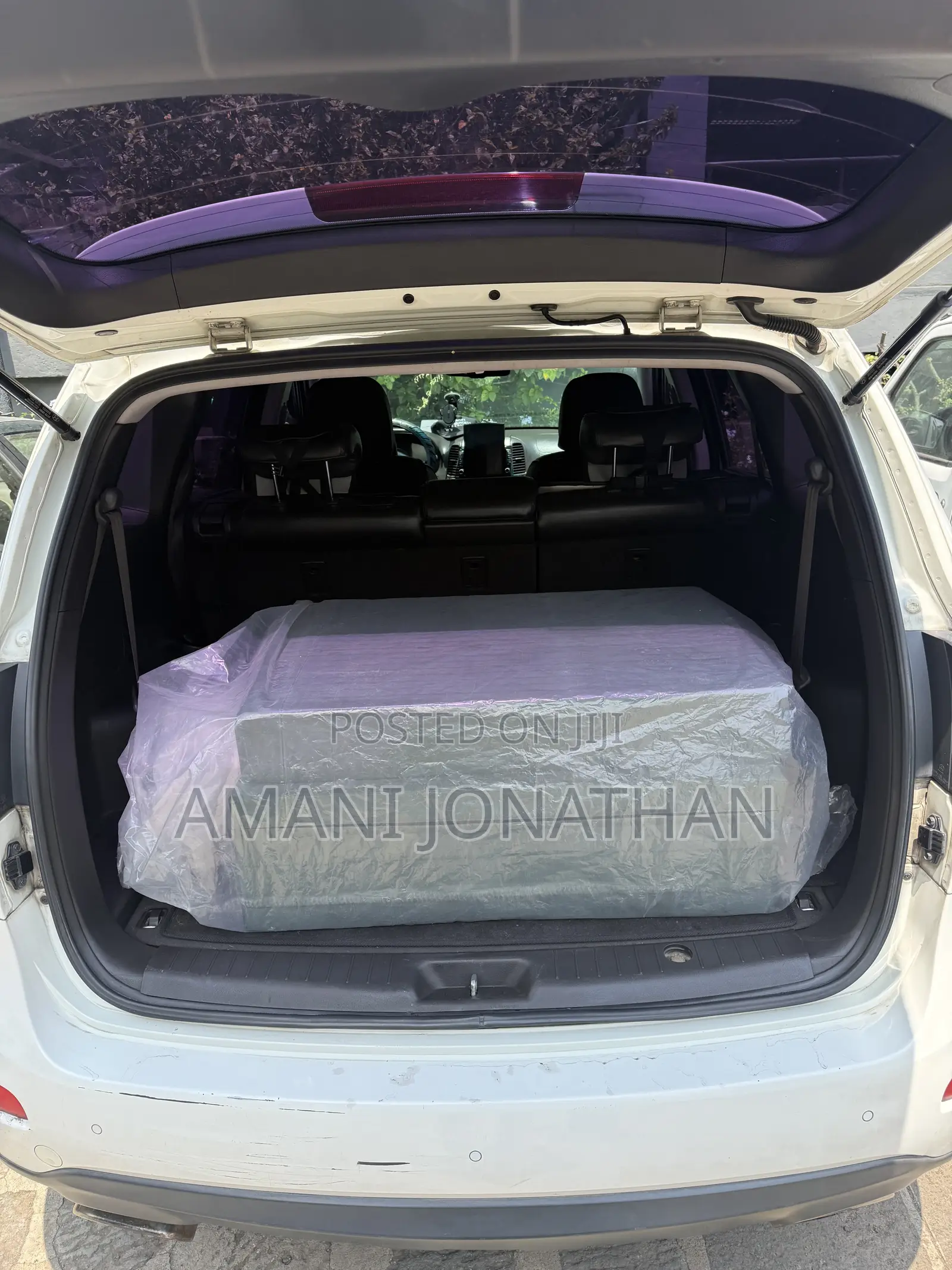 Hyundai Santa Fe 2010 White