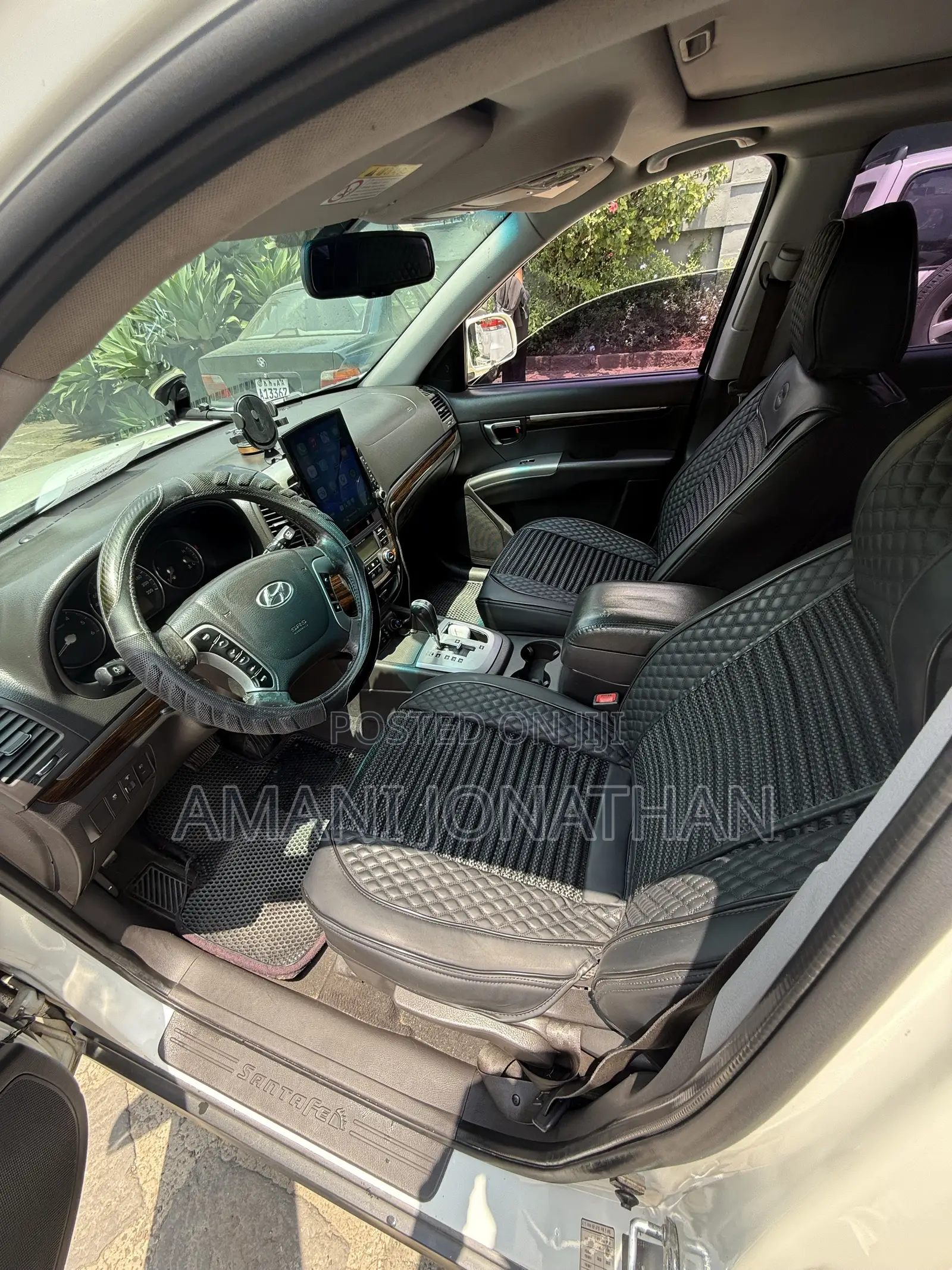 Hyundai Santa Fe 2010 White