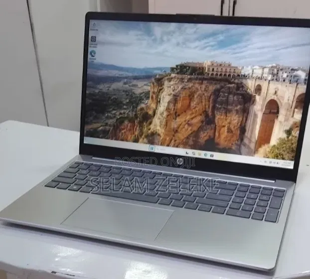 New Laptop HP 16GB Intel Core i7 SSD 1T