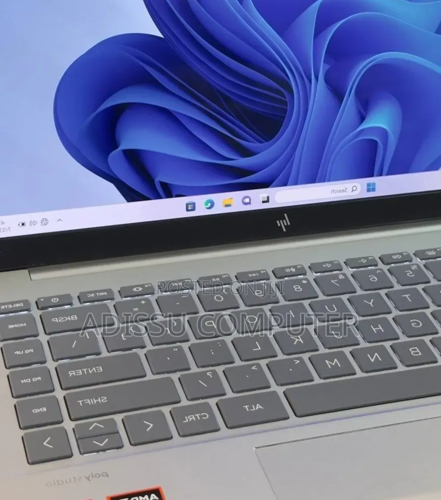 New Laptop HP Pavilion 14 32GB Intel Core i7 SSD 1T