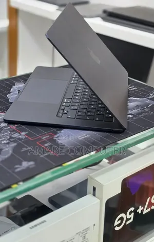 New Laptop Apple MacBook Air 2025 M4 16GB Apple M4 SSD 256GB