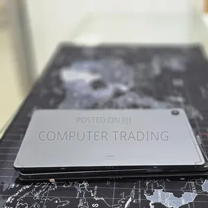 New Laptop Samsung NF110 6GB Intel Core i5 SSD 128GB