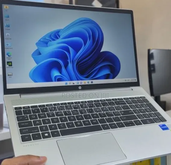 New Laptop HP ProBook 450 G8 16GB Intel Core i7 SSD 512GB