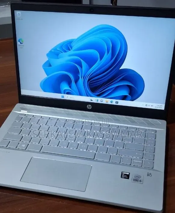 New Laptop HP Pavilion 14 8GB Intel Core i5 SSD 512GB