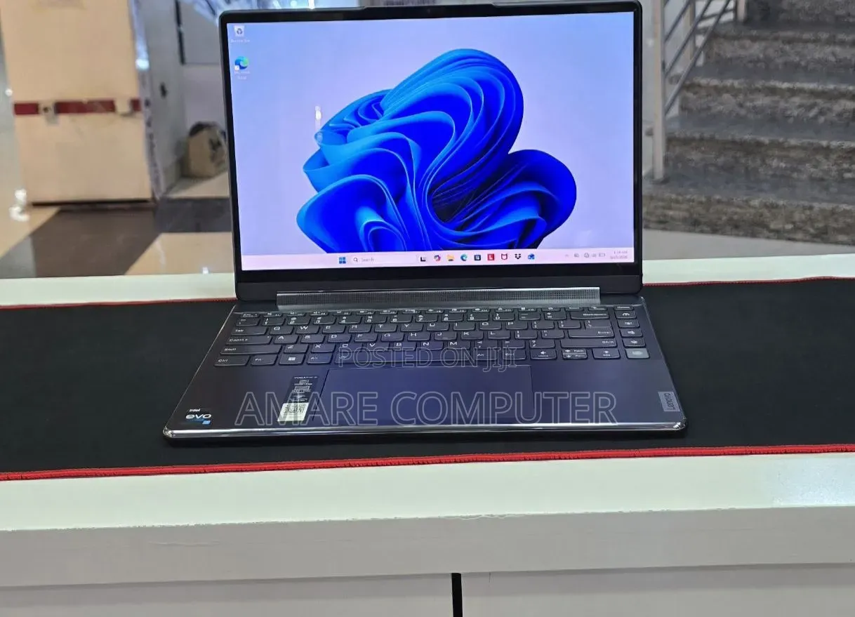 New Laptop Lenovo Yoga 9i 16GB Intel Core i7 SSD 1T