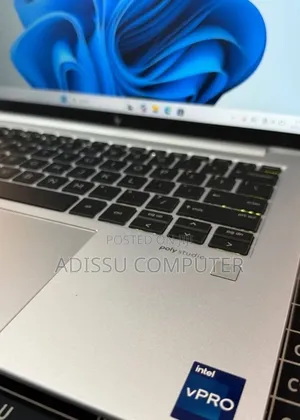 New Laptop HP EliteBook 840 G10 16GB Intel Core i7 SSD 512GB