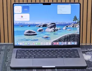 New Laptop Apple MacBook Pro 2021 M1 16GB Apple M1 Pro SSD 512GB