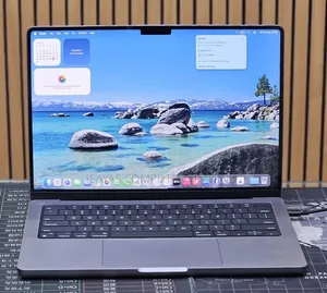 New Laptop Apple MacBook Pro 2021 M1 16GB Apple M1 Pro SSD 512GB