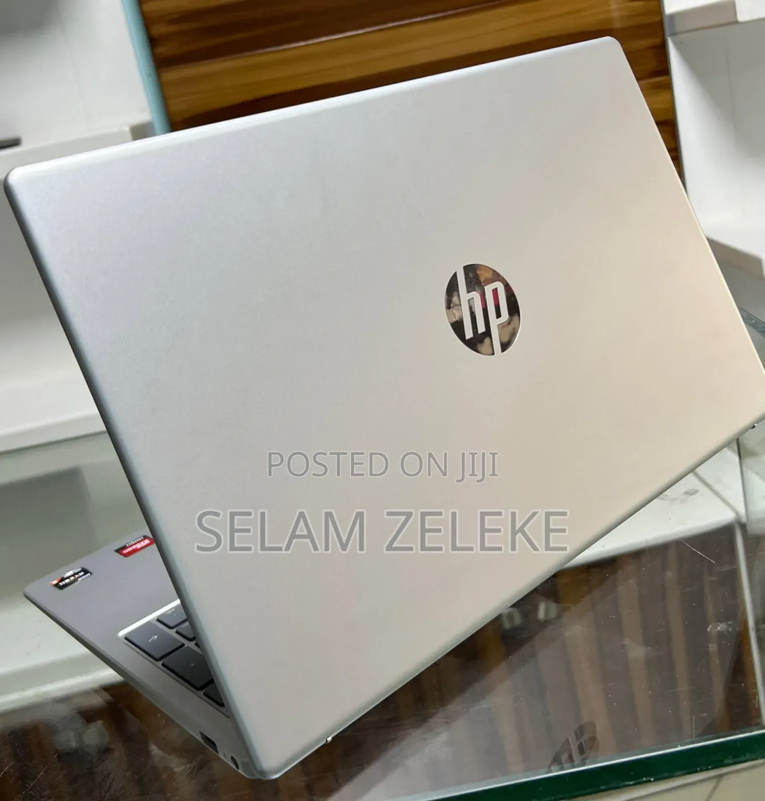 New Laptop HP 8GB AMD Ryzen 5 SSD 512GB