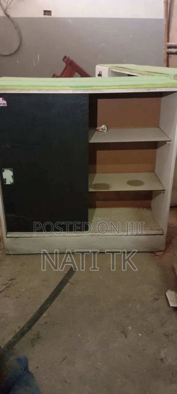 Display Shelf