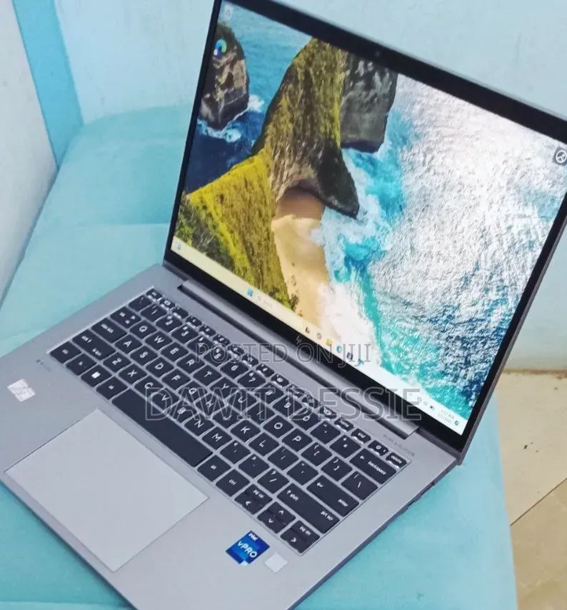 New Laptop HP 16GB Intel Core i7 SSD 512GB