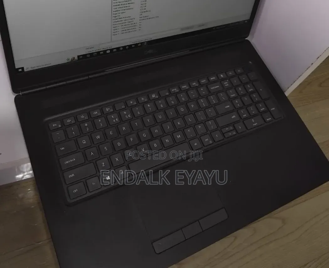 New Laptop Dell Precision 7750 32GB Intel Core i7 SSD 512GB