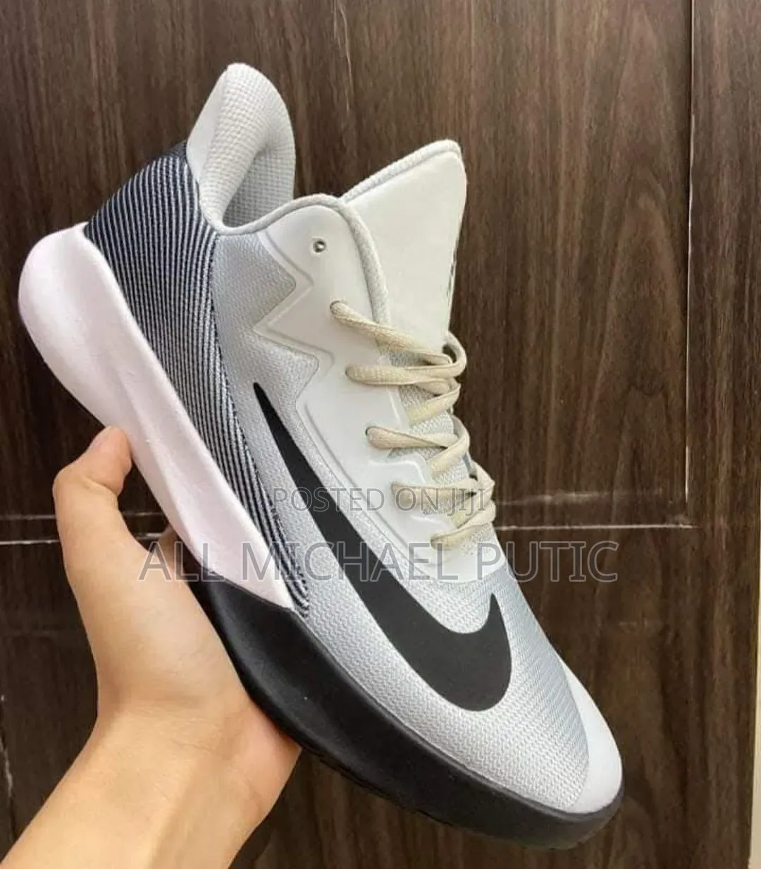 Nike Precision 4 Basketball Shoes