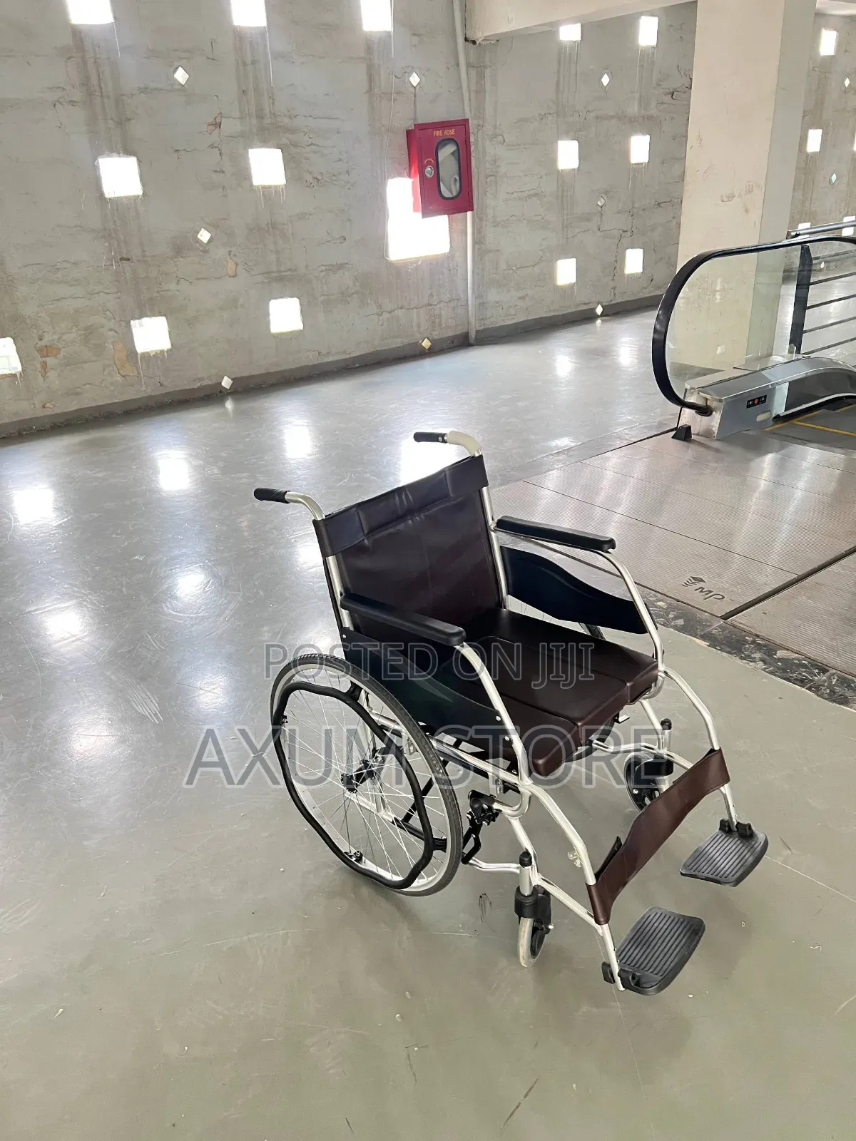 በጥራት የተሰራ የእጅ ዊልቸር — High-Quality Manual Wheelchair