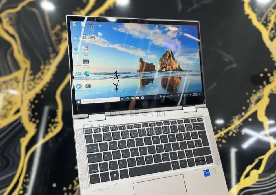 New Laptop HP EliteBook 830 G8 16GB Intel Core i5 SSD 512GB