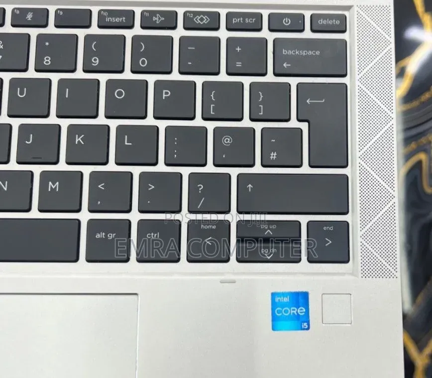 New Laptop HP EliteBook 830 G8 16GB Intel Core i5 SSD 512GB