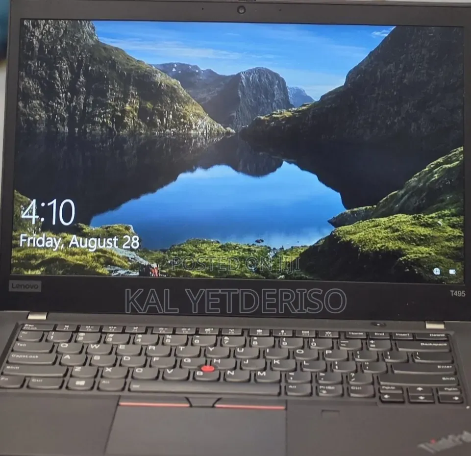 New Laptop Lenovo ThinkPad t495s 8GB AMD Ryzen 5 SSD 512GB