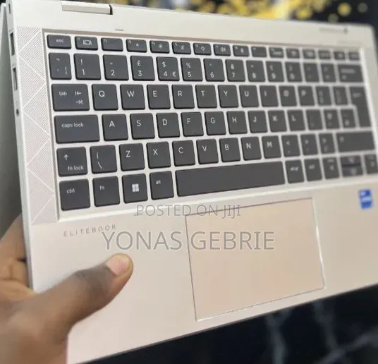 New Laptop HP EliteBook 830 16GB Intel Core i5 SSD 512GB