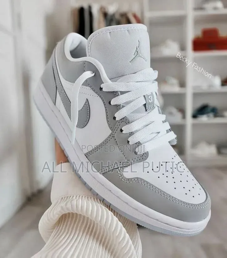 Air Jordan 1 Low
