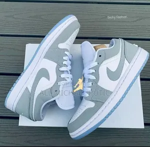 Air Jordan 1 Low