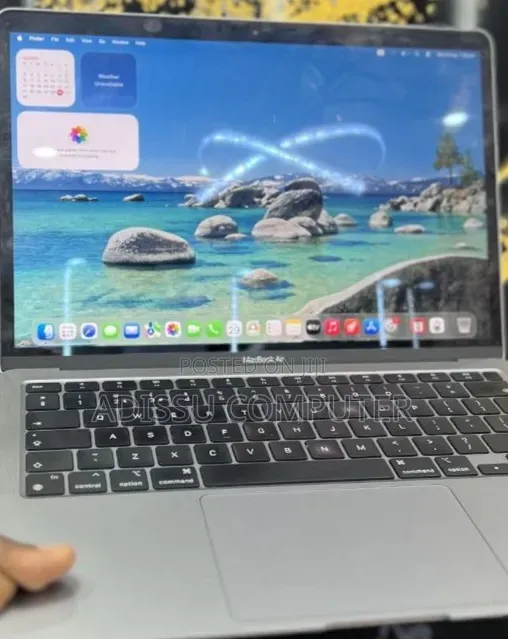 New Laptop Apple MacBook Air 2020 M1 16GB Apple M1 SSD 256GB